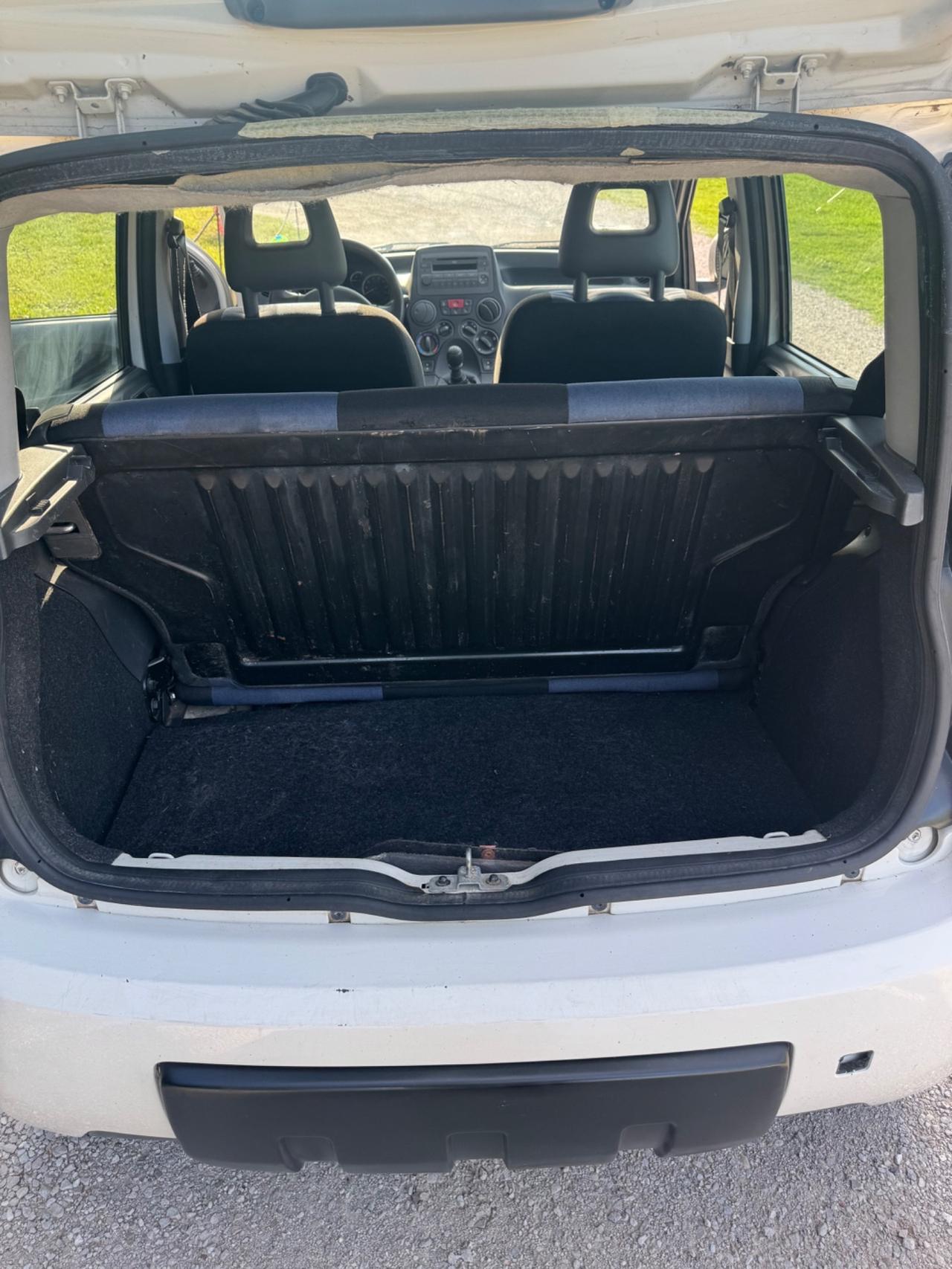 FIAT PANDA 1.2 4x4 BENZINA – 2011 – 5 POSTI