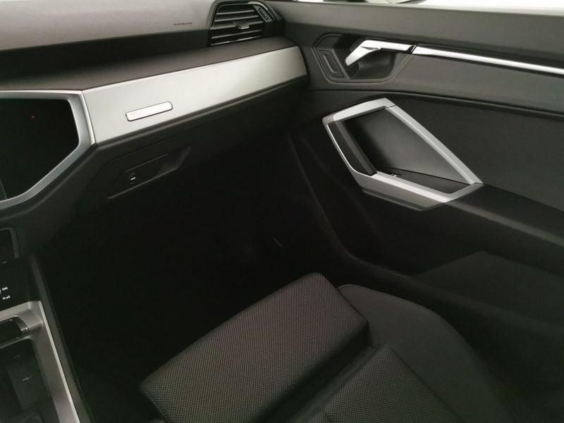 Audi Q3 Sportback 35 2.0 tdi S line edition s-tronic