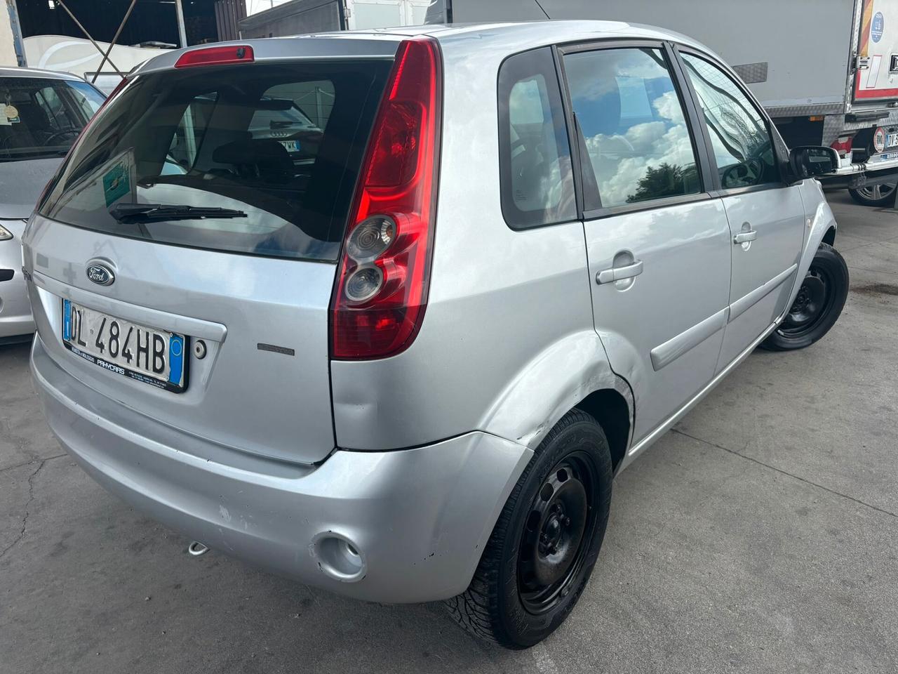 Ford Fiesta 1.4 TDCi 5p. Ghia