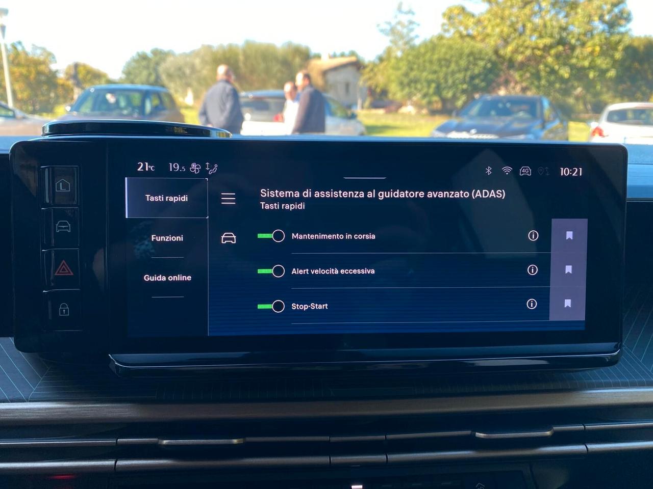 Lancia Ypsilon Hybrid e-DCT