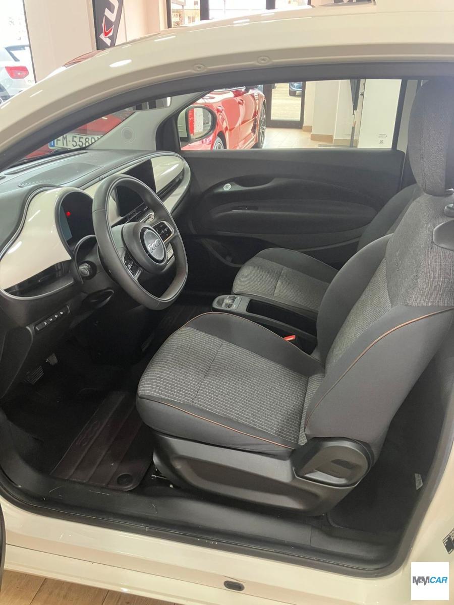 FIAT - 500 E - 500 Icon + Berlina