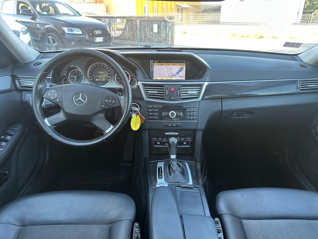 Mercedes-benz E 250 E 250 CDI BlueEFFICIENCY Avantgarde AMG