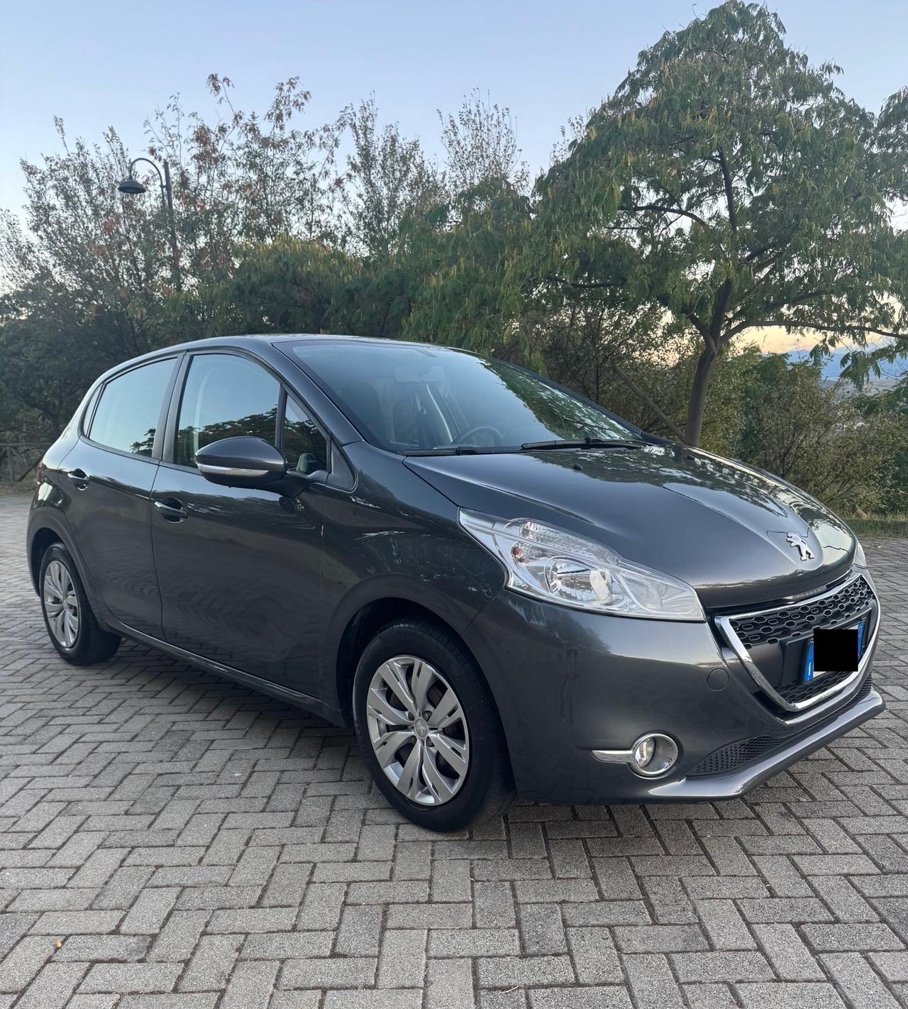Peugeot 208 1.2 Benzina 82Cv PureTech 2013
