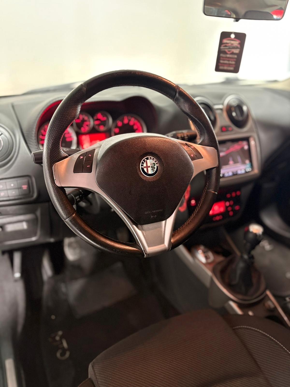 Alfa Romeo MiTo Distinctive