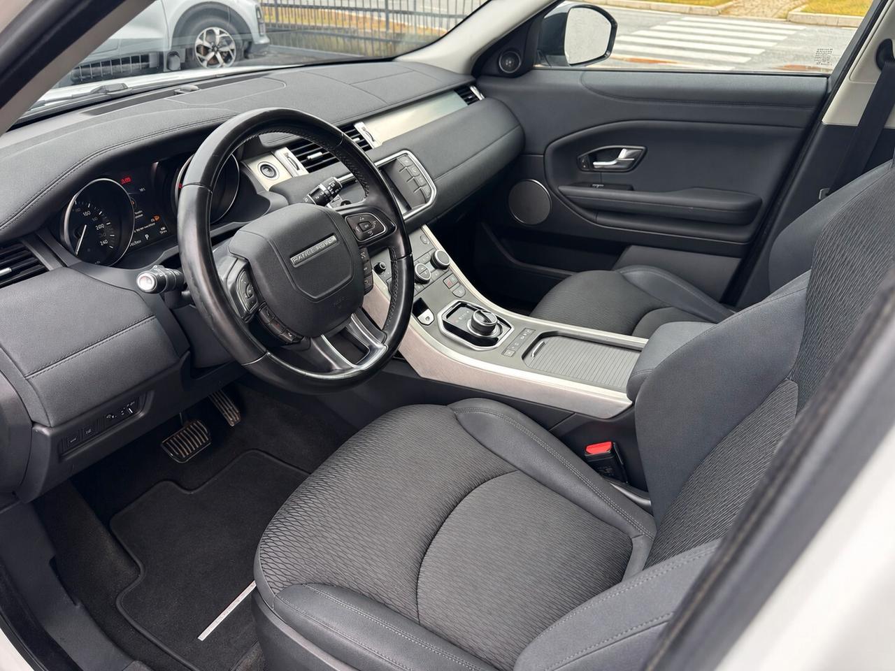 Land Rover Range Evoque 2.0 TD4 150 CV 5p. SE