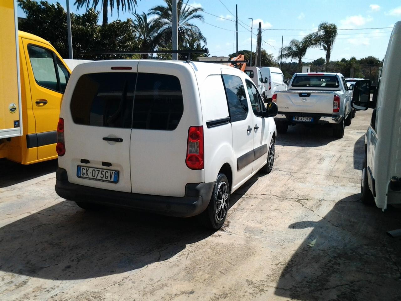 Citroen berlingo 1.6 hdi 3 posti 2010