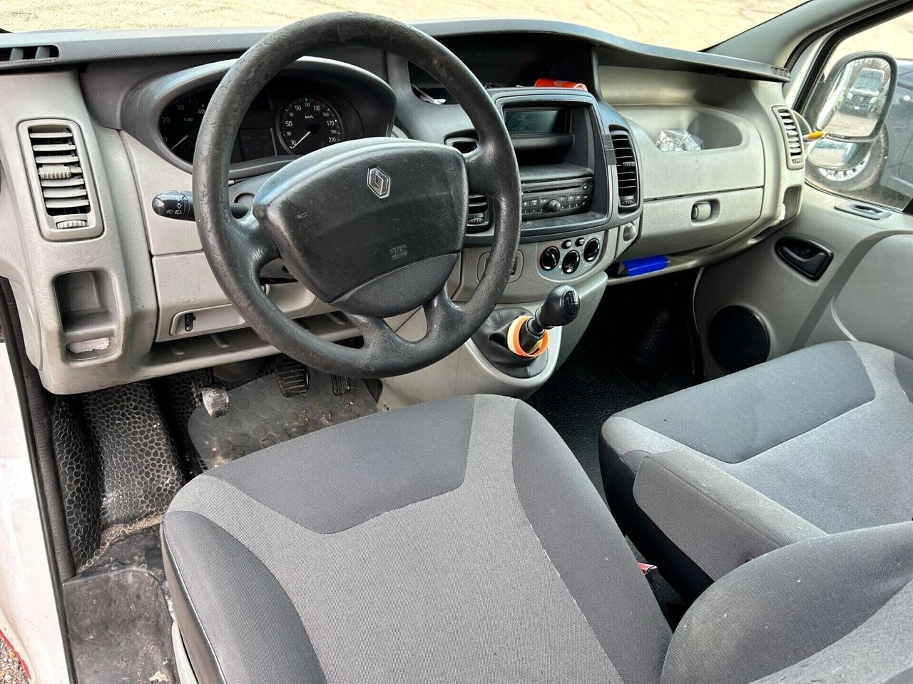 Renault Trafic 2.0 dCi 115CV *Officina Mobile* - 2012 *Cambio ?