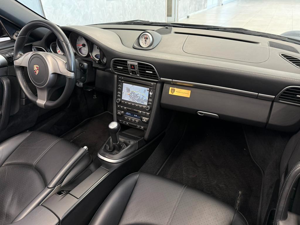 PORSCHE 911 Carrera 4S Cabriolet-Full service Porsche