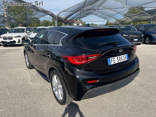 INFINITI Q30 Q30 1.5d Business Executive 109cv dct - FE386SR