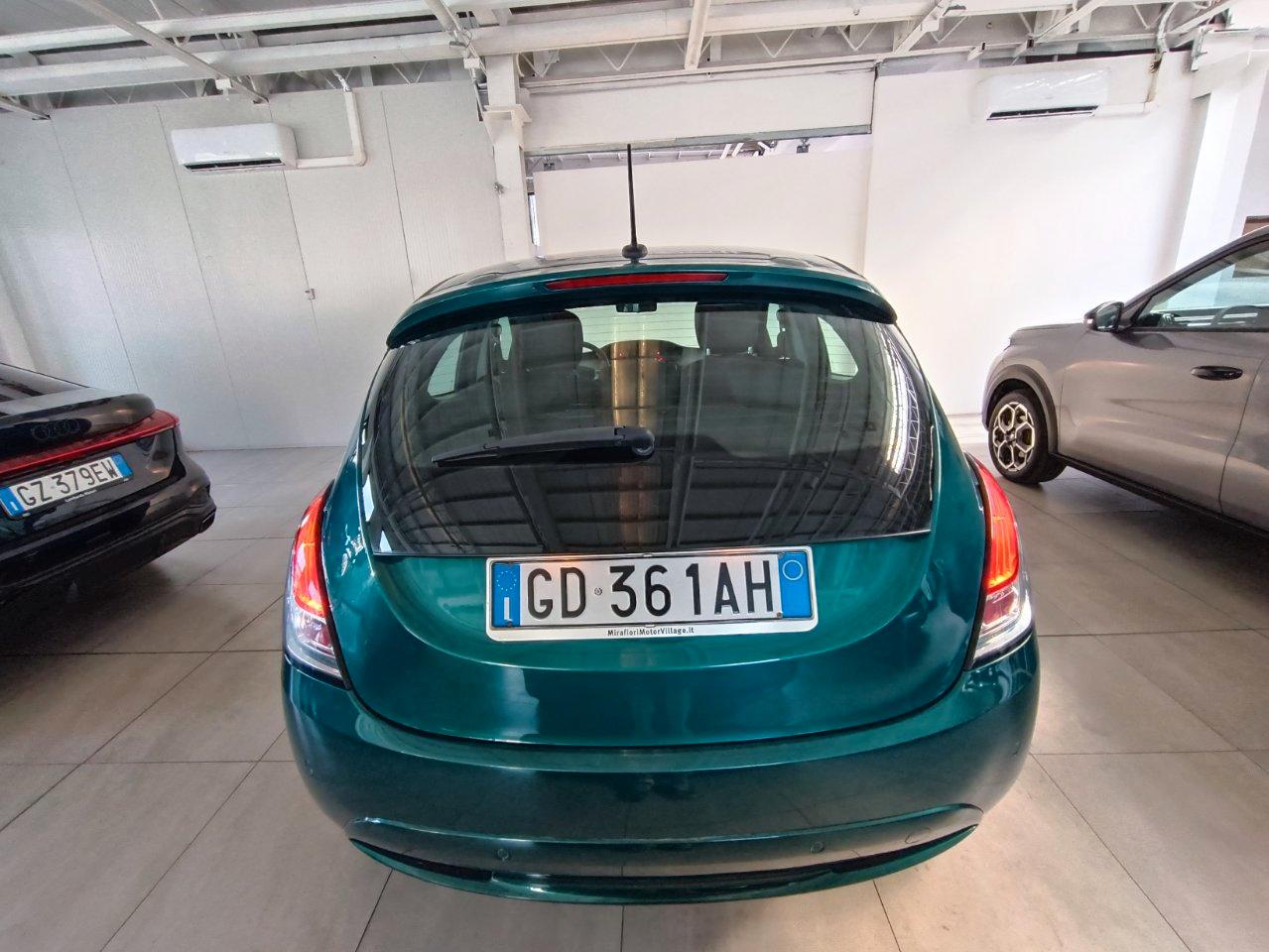 Lancia Ypsilon 5 Porte Ypsilon III 2015 1.0 firefly hybrid Gold s