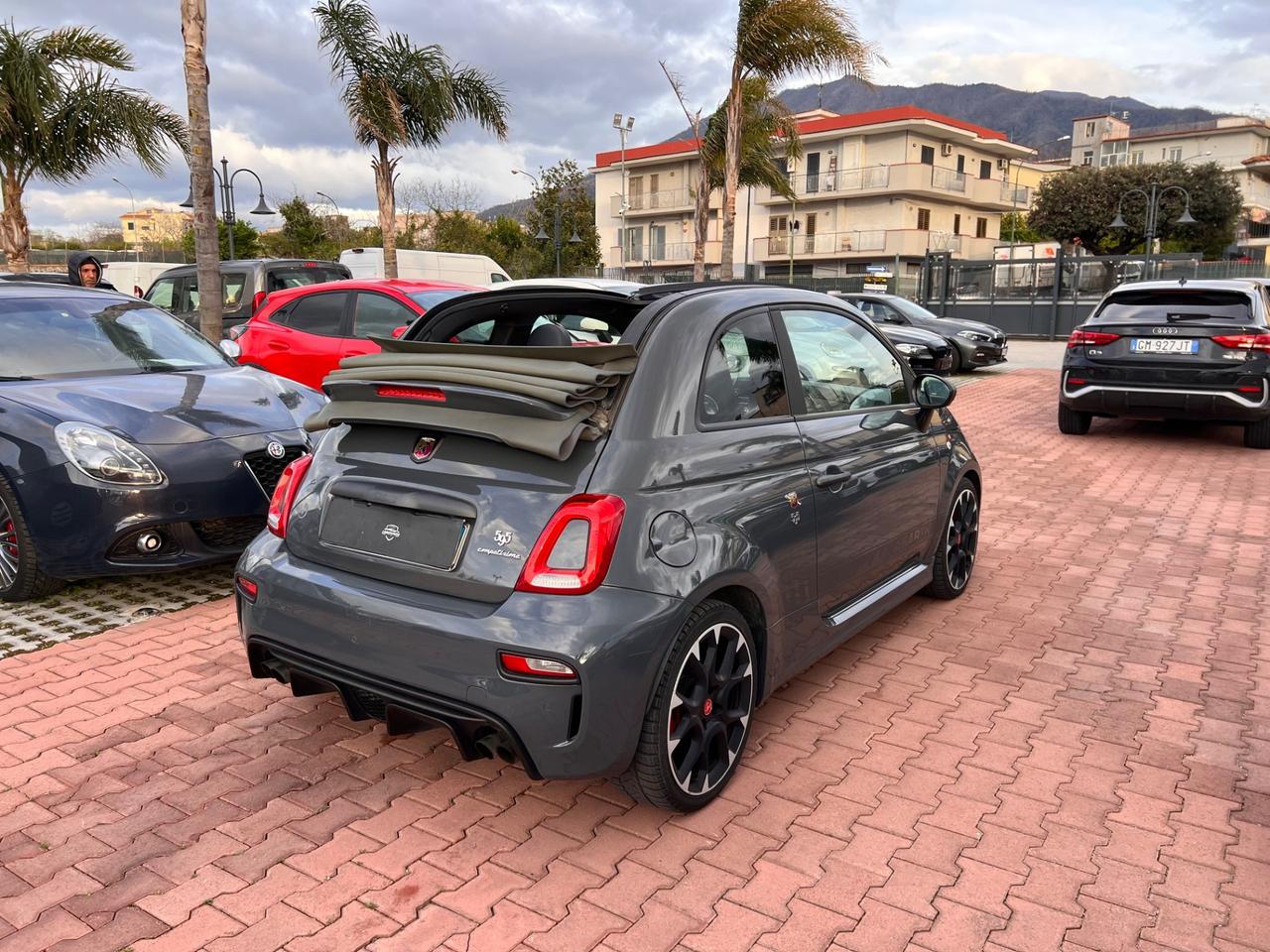 Abarth 595 C 1.4 Turbo T-Jet 180 CV Competizione
