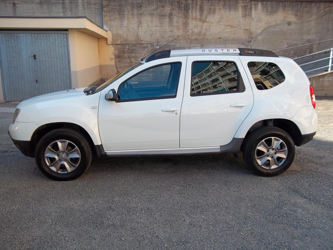 Dacia Duster Laureate 1.6 16v 4x2 GPL Originale valido sino al 2034!!! Euro 5B