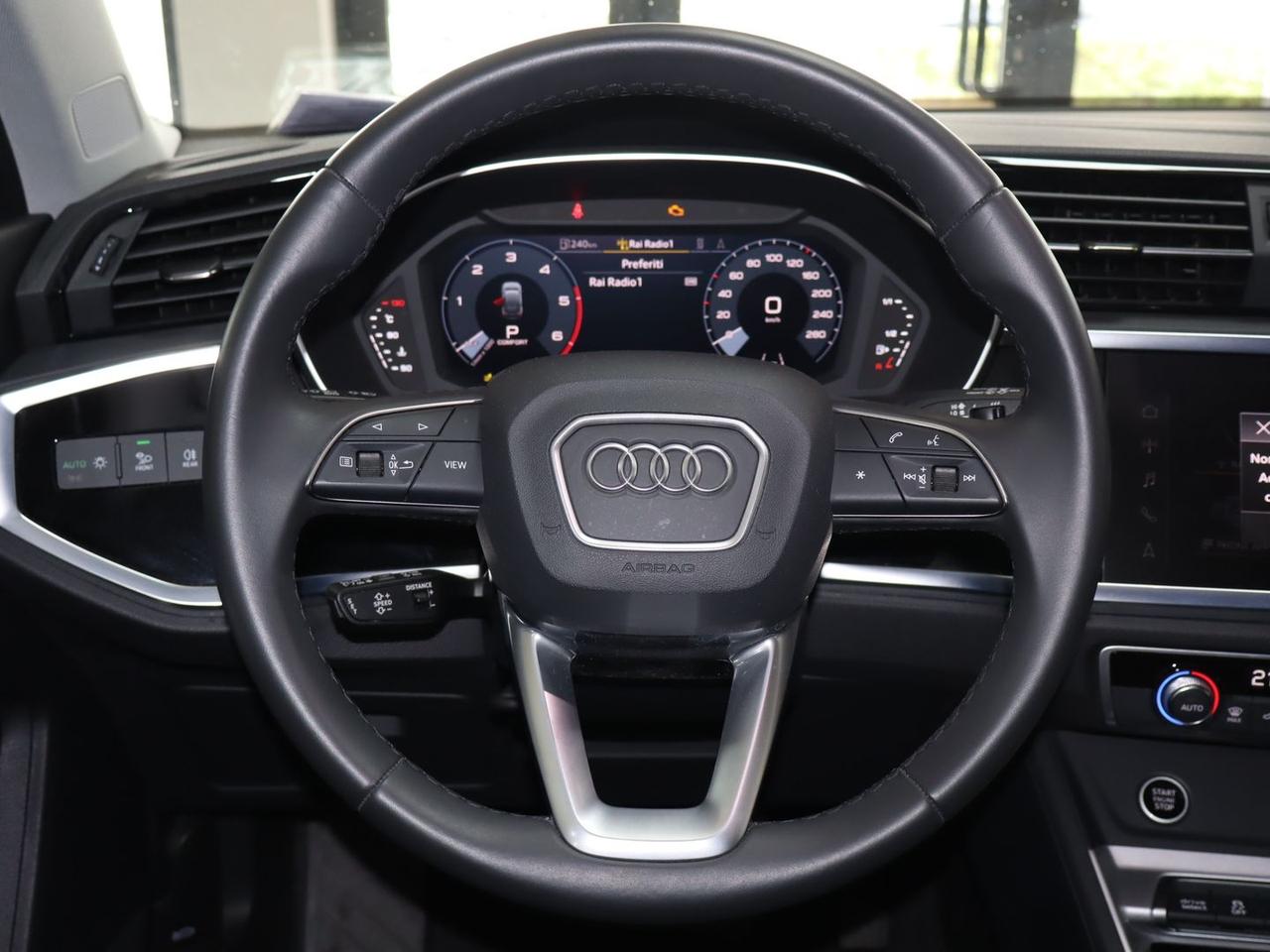 Audi Q3 Business 2.0 35 TDI #10705