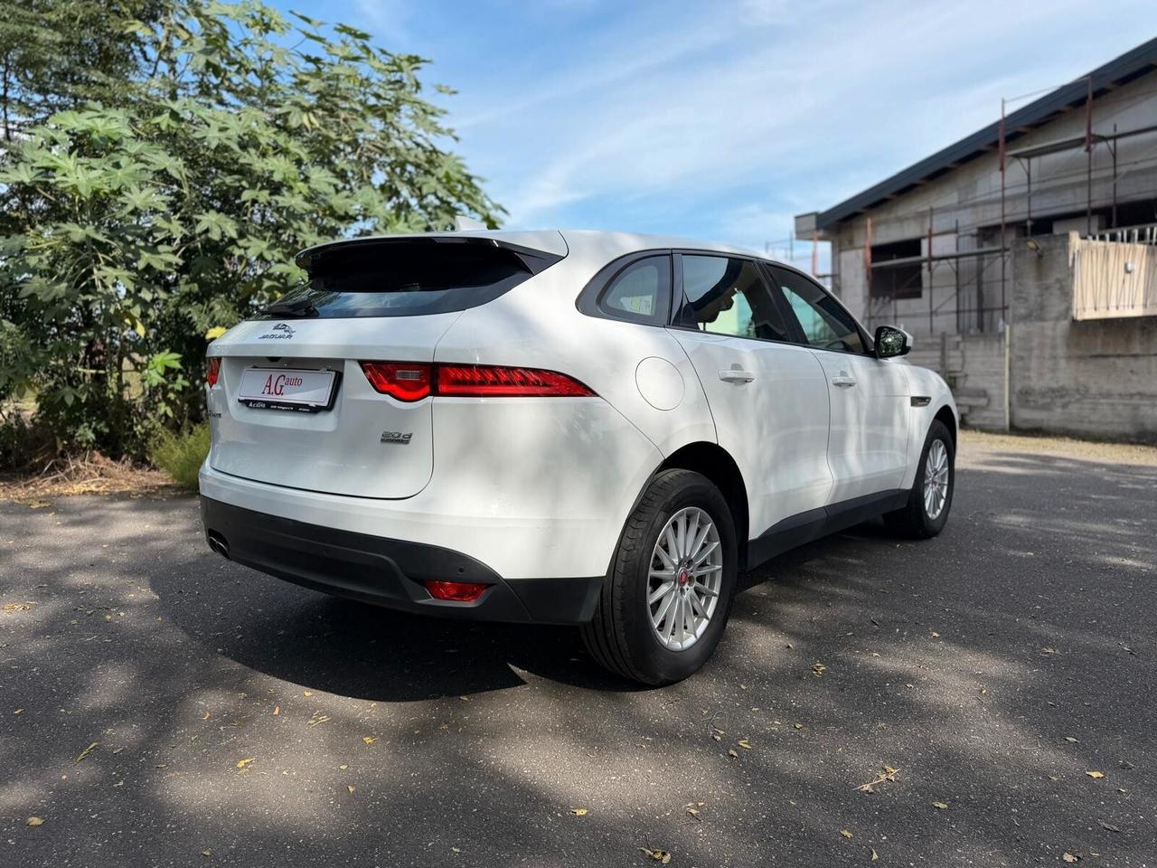 Jaguar F-Pace 2.0 D 180 CV AWD aut. Pure
