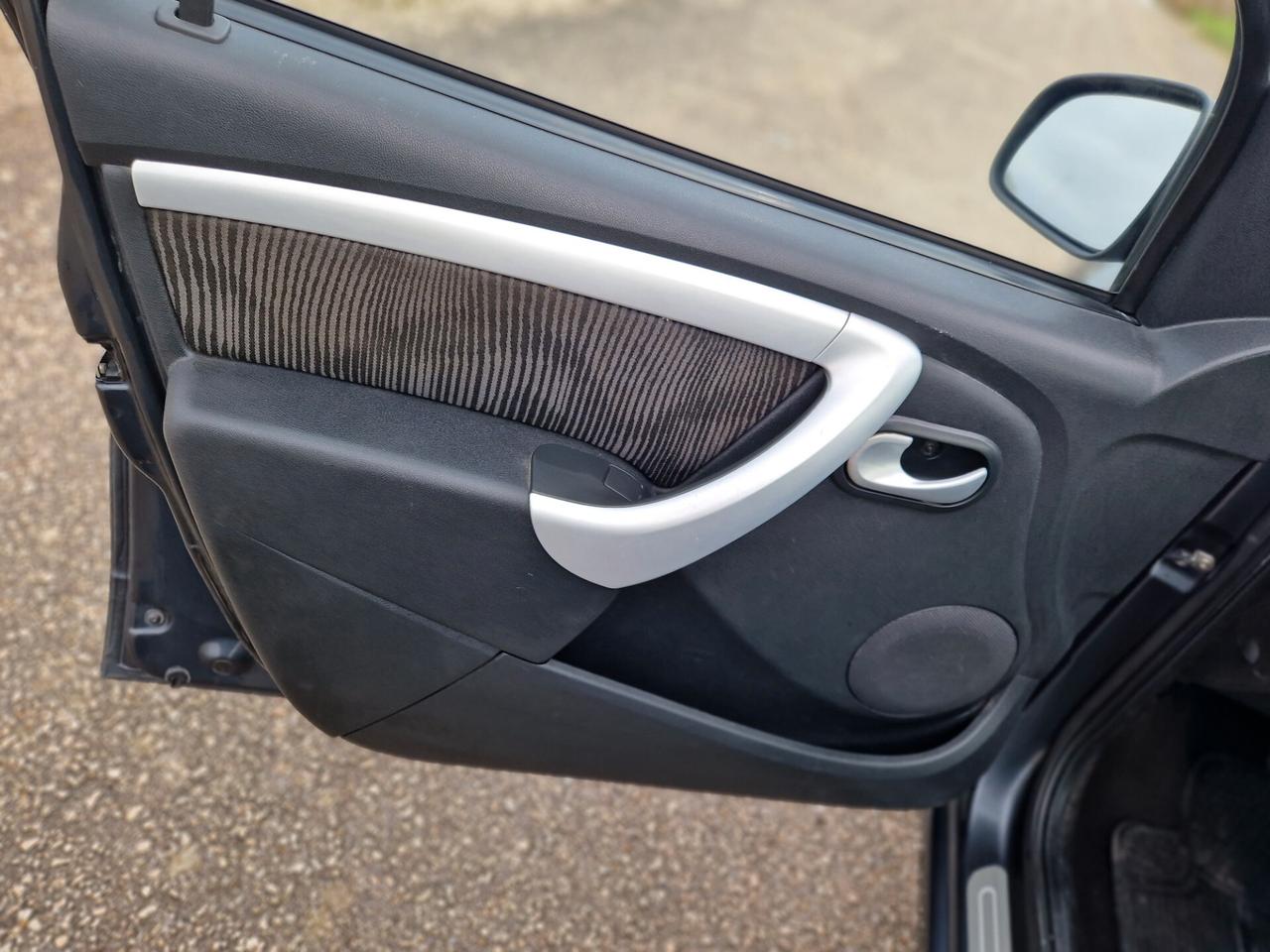 Dacia Sandero 1.4 8V GPL Ambiance