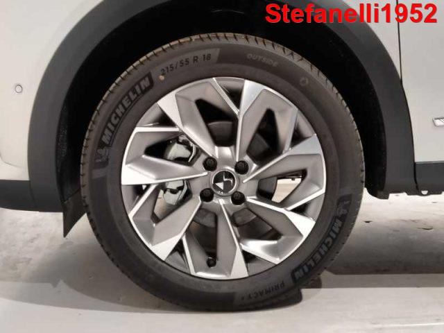DS AUTOMOBILES DS 3 1.2 puretech Esprit de Voyage 130cv auto