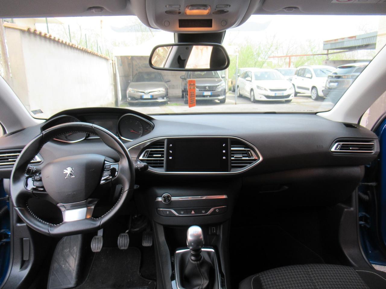 Peugeot 308 BlueHDi 130 S&S Business