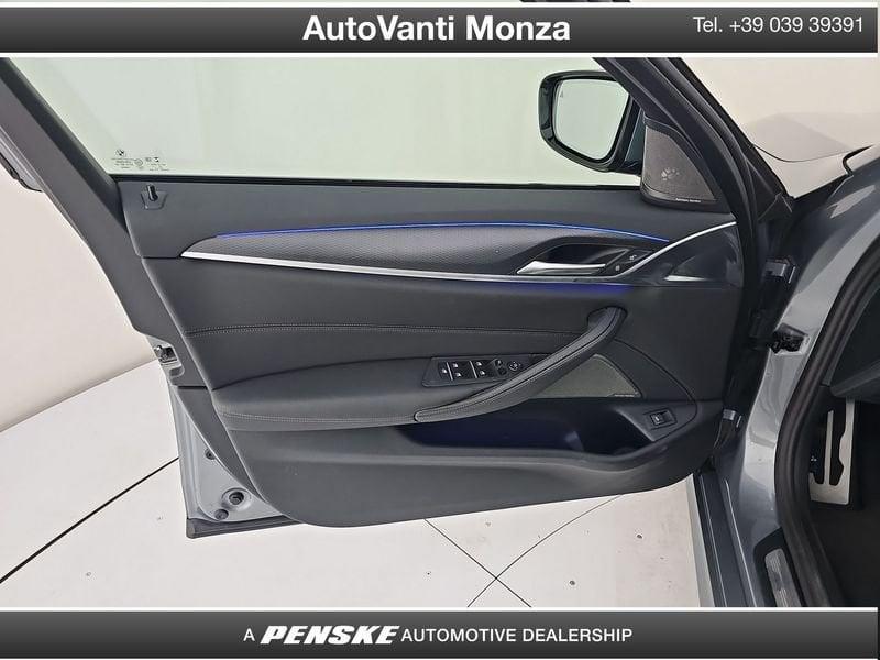 BMW Serie 5 540i Touring mhev 48V xdrive Msport auto