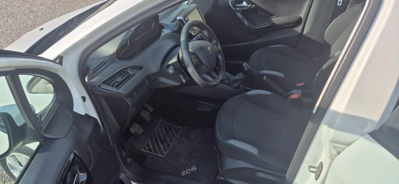 Peugeot 208 PureTech 82 5 porte Active- Km 64.900