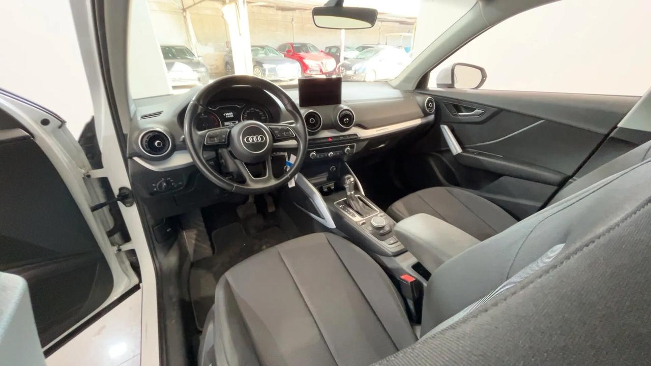 Audi Q2 30 TDI S tronic Business
