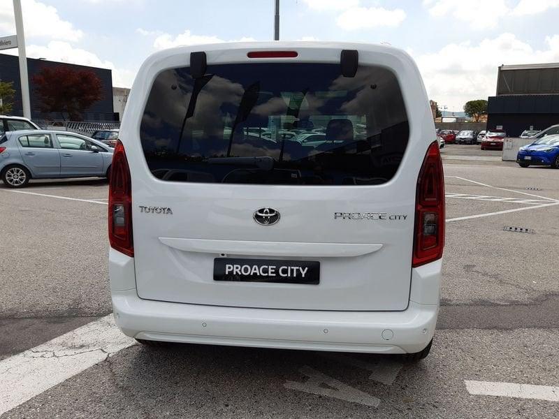 Toyota Proace City Verso 1.5D 130 CV S&S Long A/T Luxury