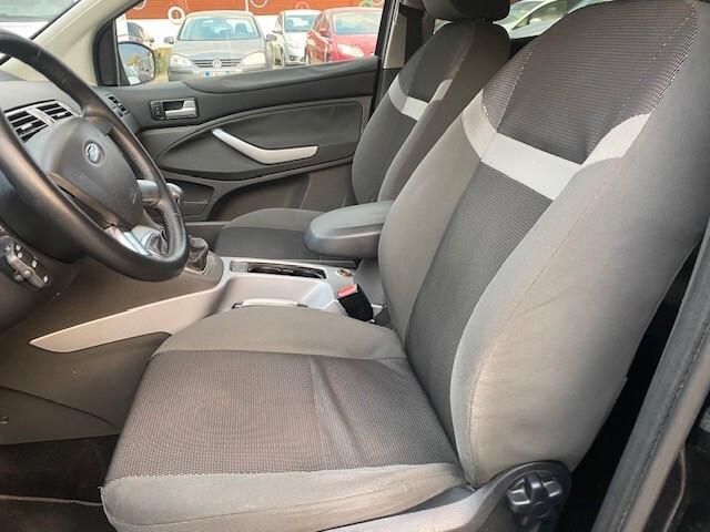 Ford Kuga Kuga+ 2.0 TDCi 136 CV 2WD DPF