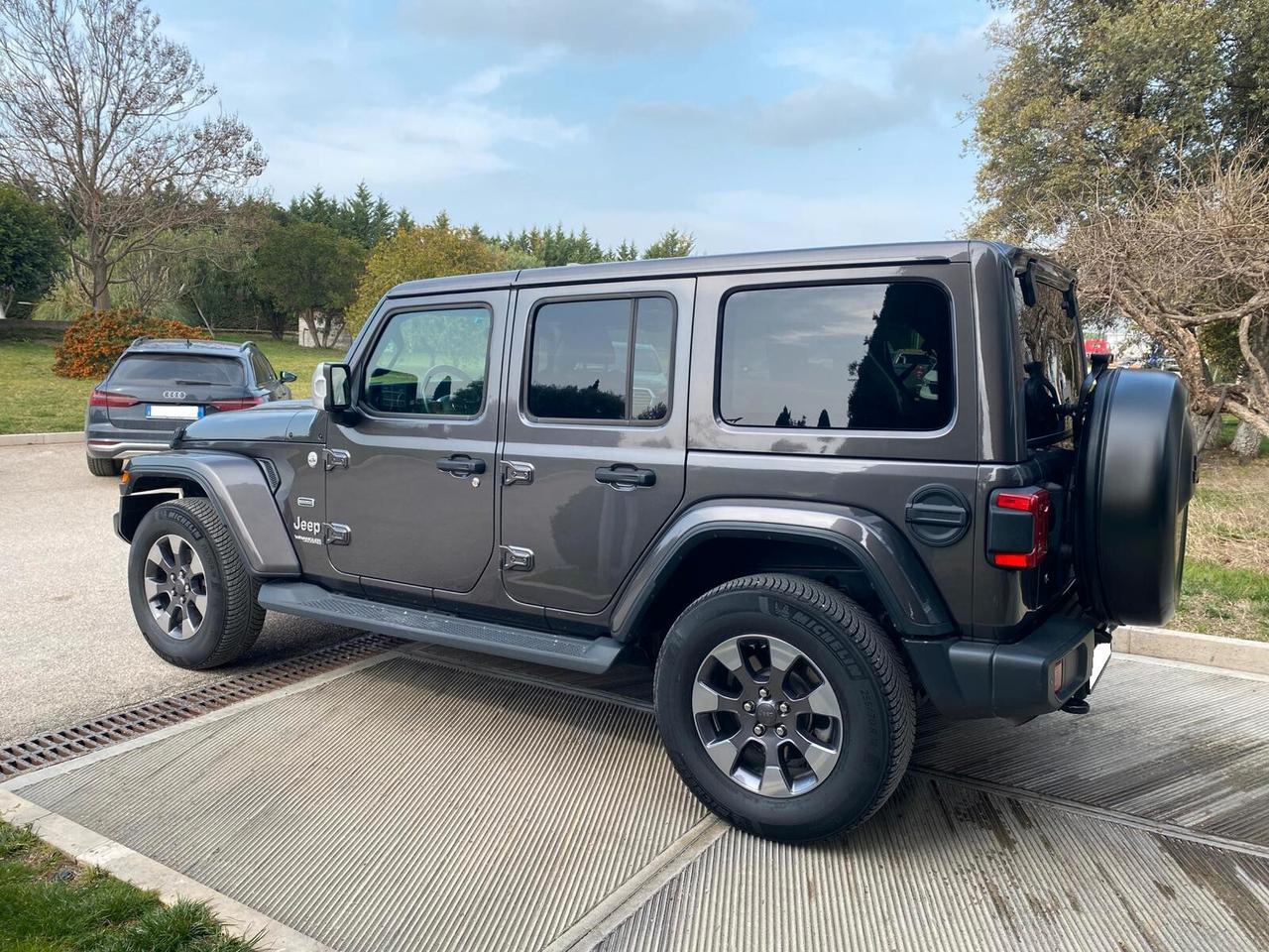 Jeep Wrangler Unlimited 2.2 Mjt Overland