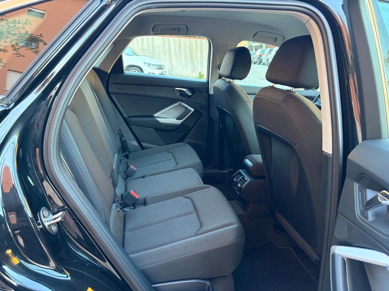 Audi Q3 35 TFSI S line solo 55000 km