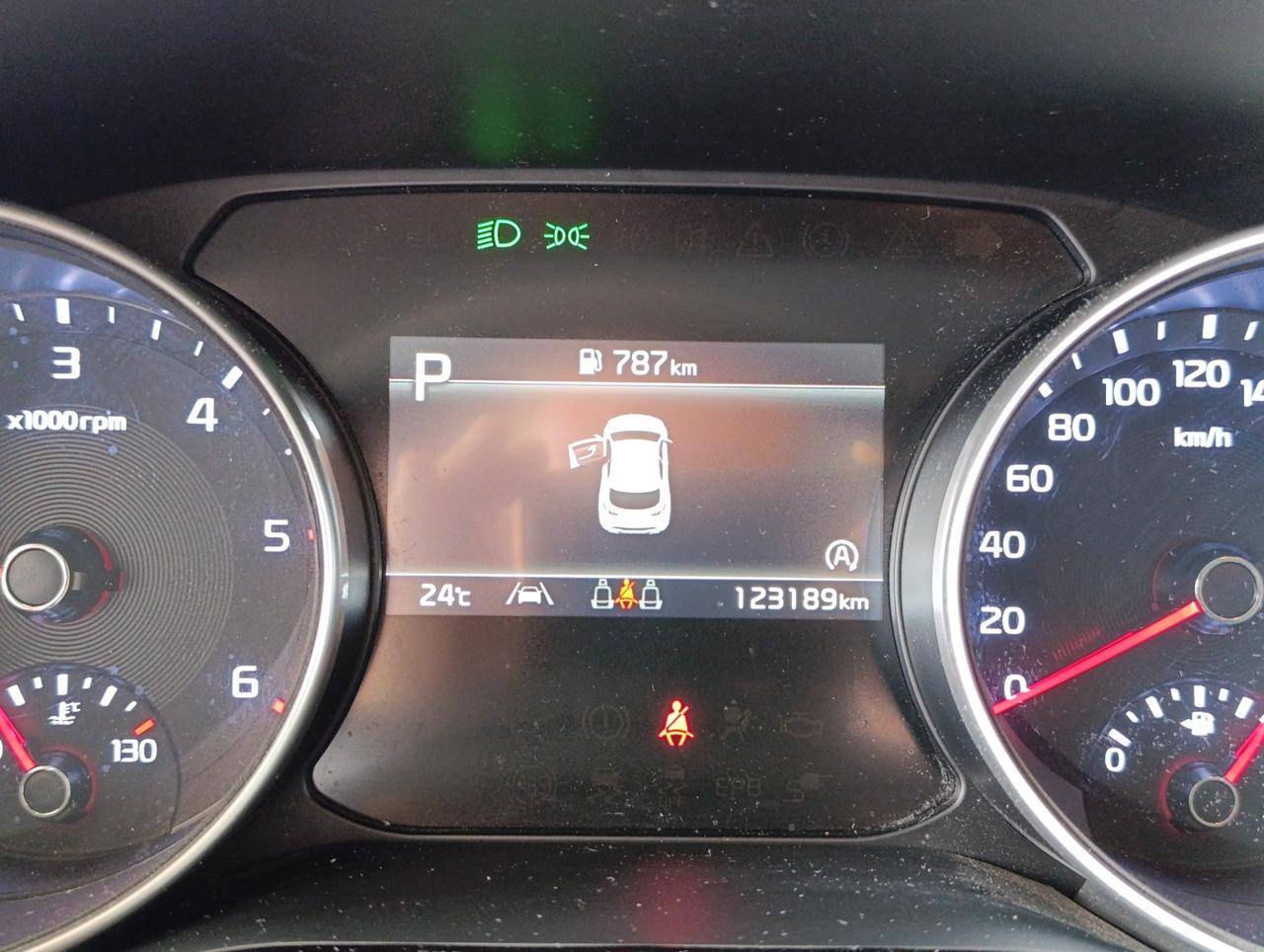 Kia Xceed 1.6 crdi mhev Business 136cv dct