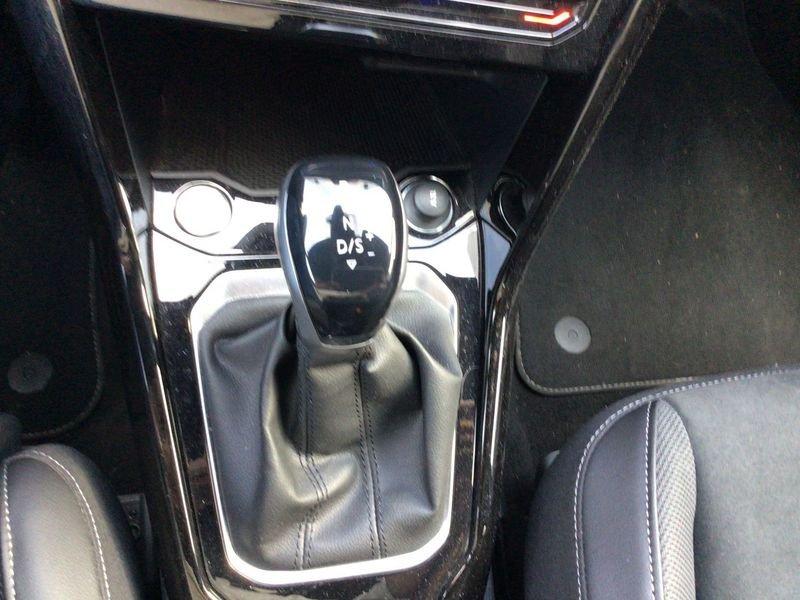Volkswagen T-Roc 1.5 TSI ACT R-Line DSG