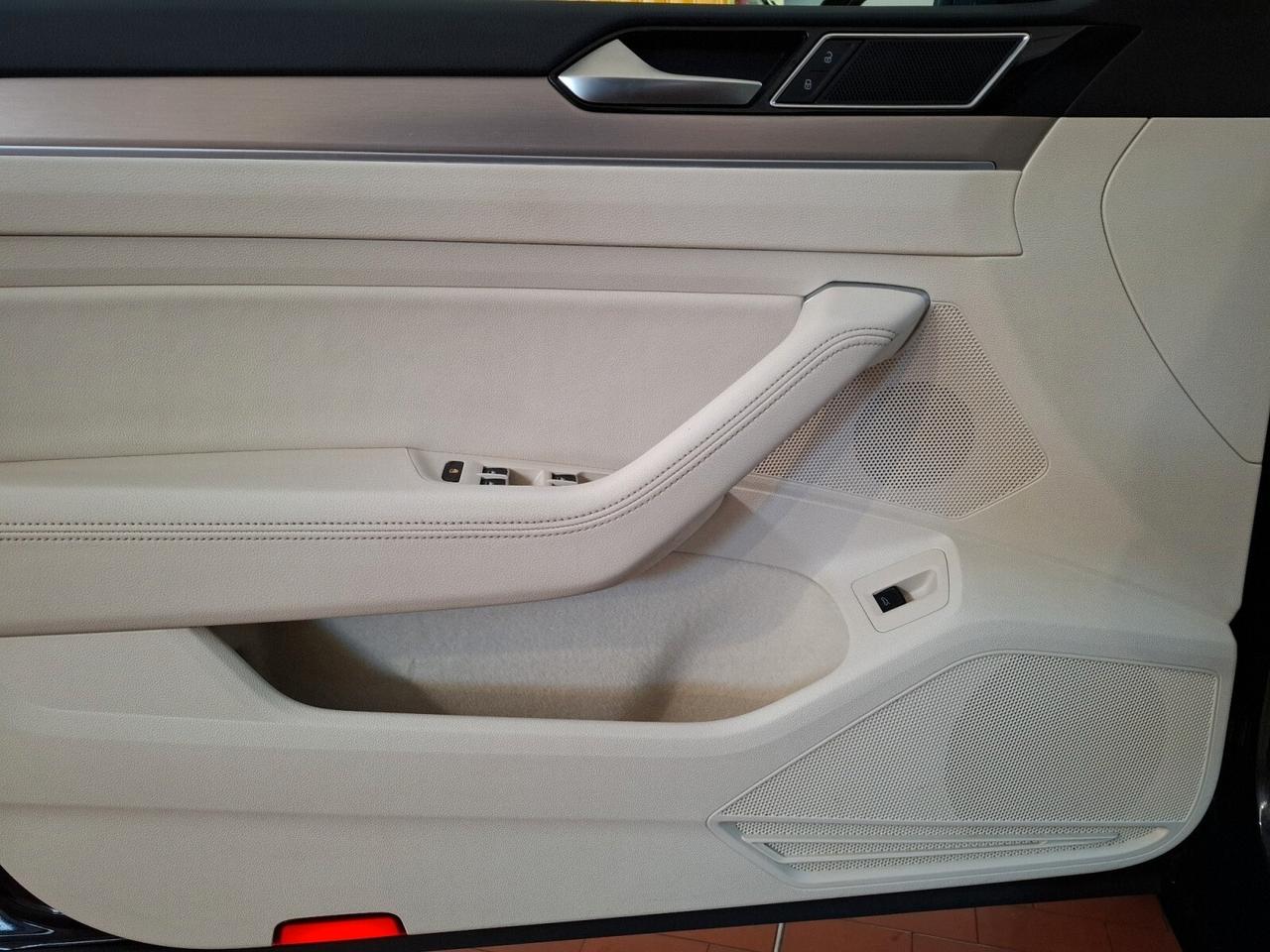 Volkswagen Passat Variant 2.0 TDI Highline BlueMotion Technology full optional