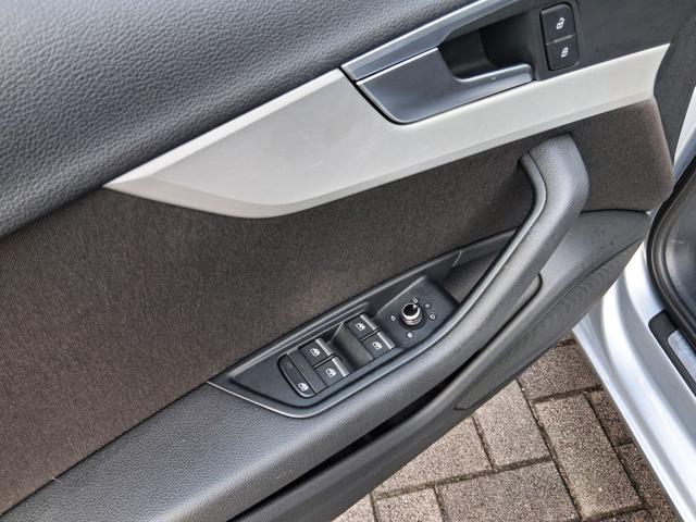 AUDI A4 Avant 40 TDI S tronic Business