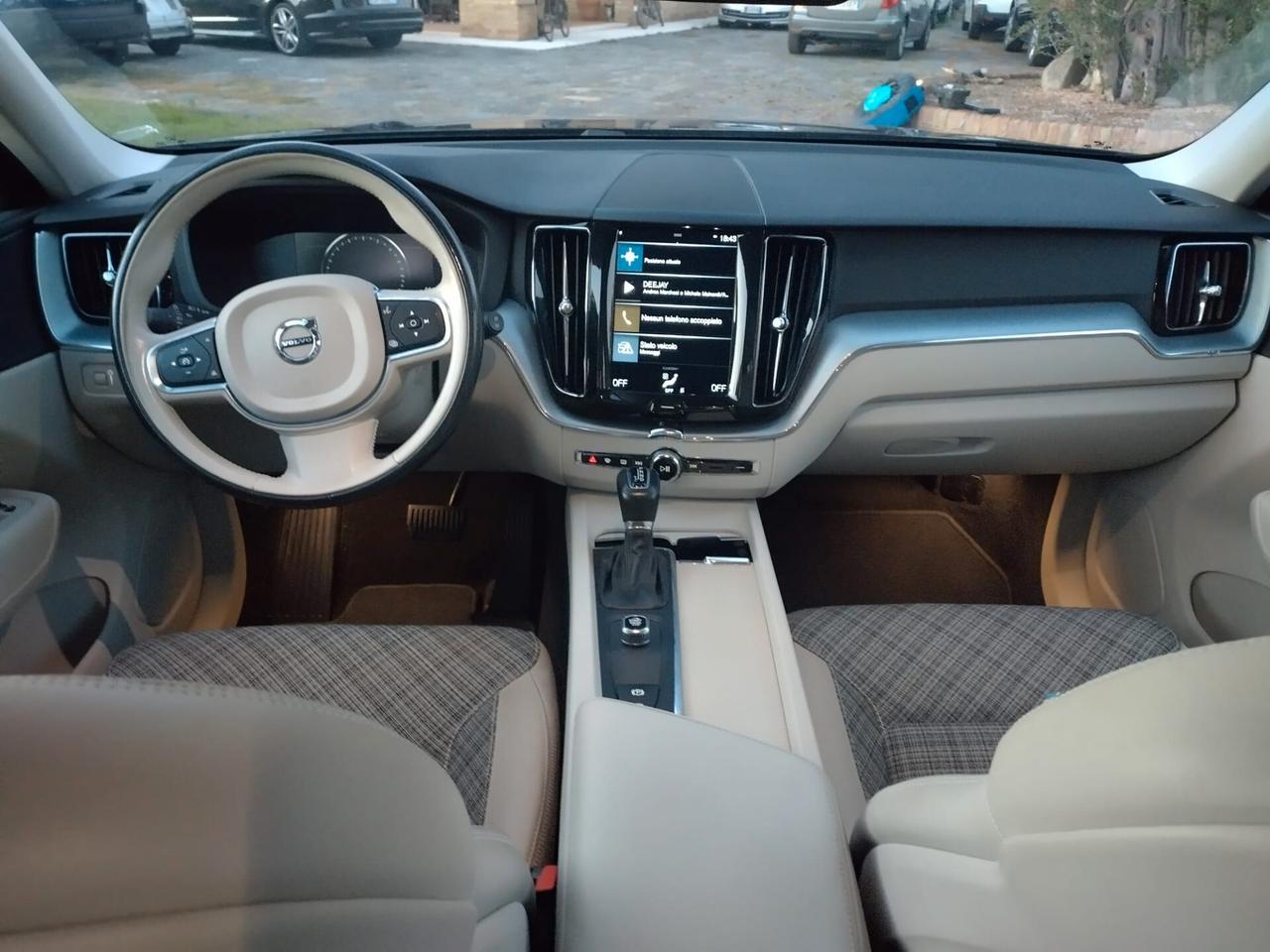 Volvo XC 60 XC60 D4 AWD Geartronic Inscription