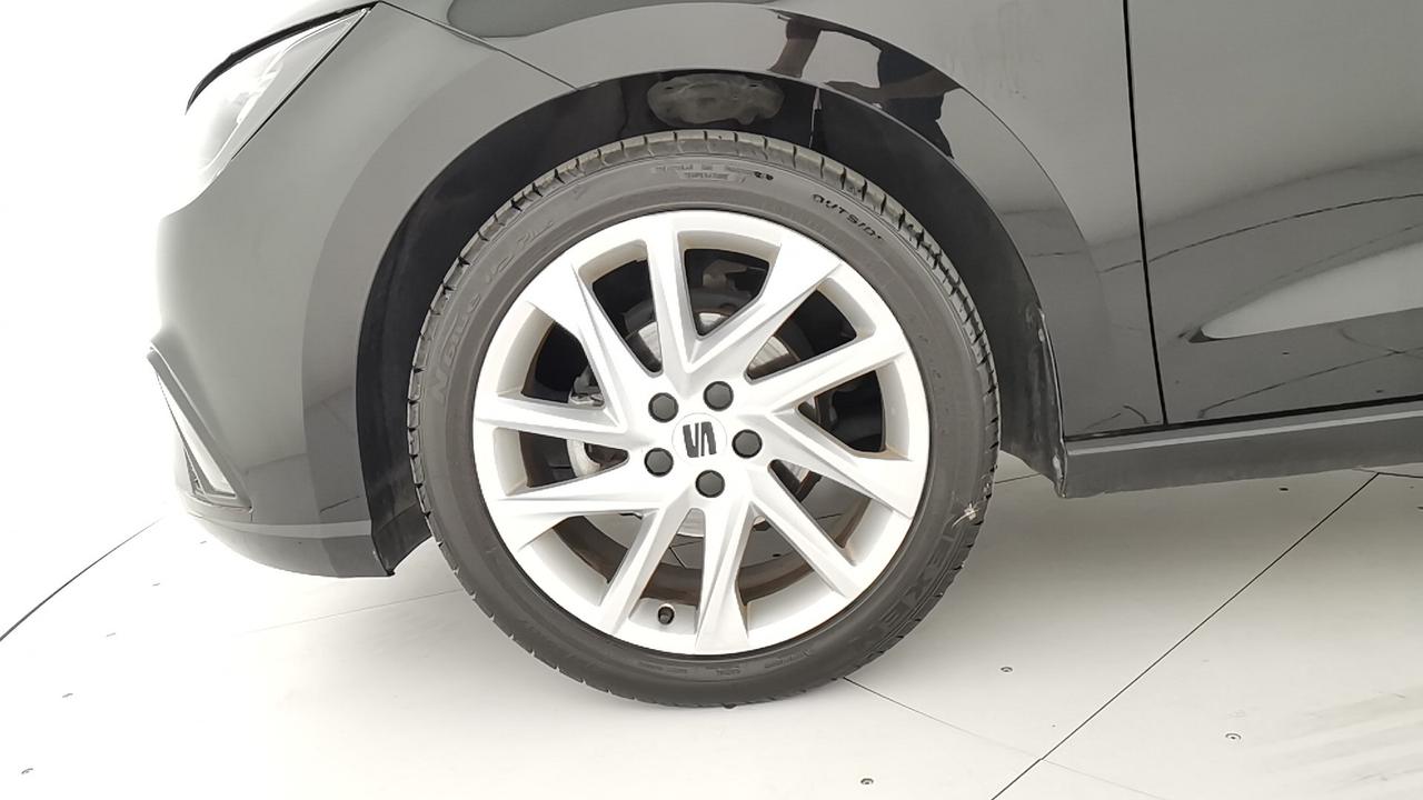 SEAT Ibiza V 2017 - Ibiza 1.0 ecotsi FR 95cv