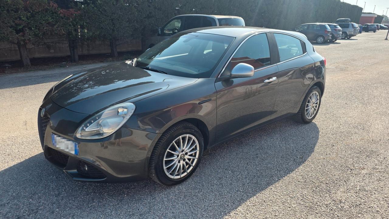 Alfa Romeo Giulietta 1.6 JTDm-2 105 CV Distinctive