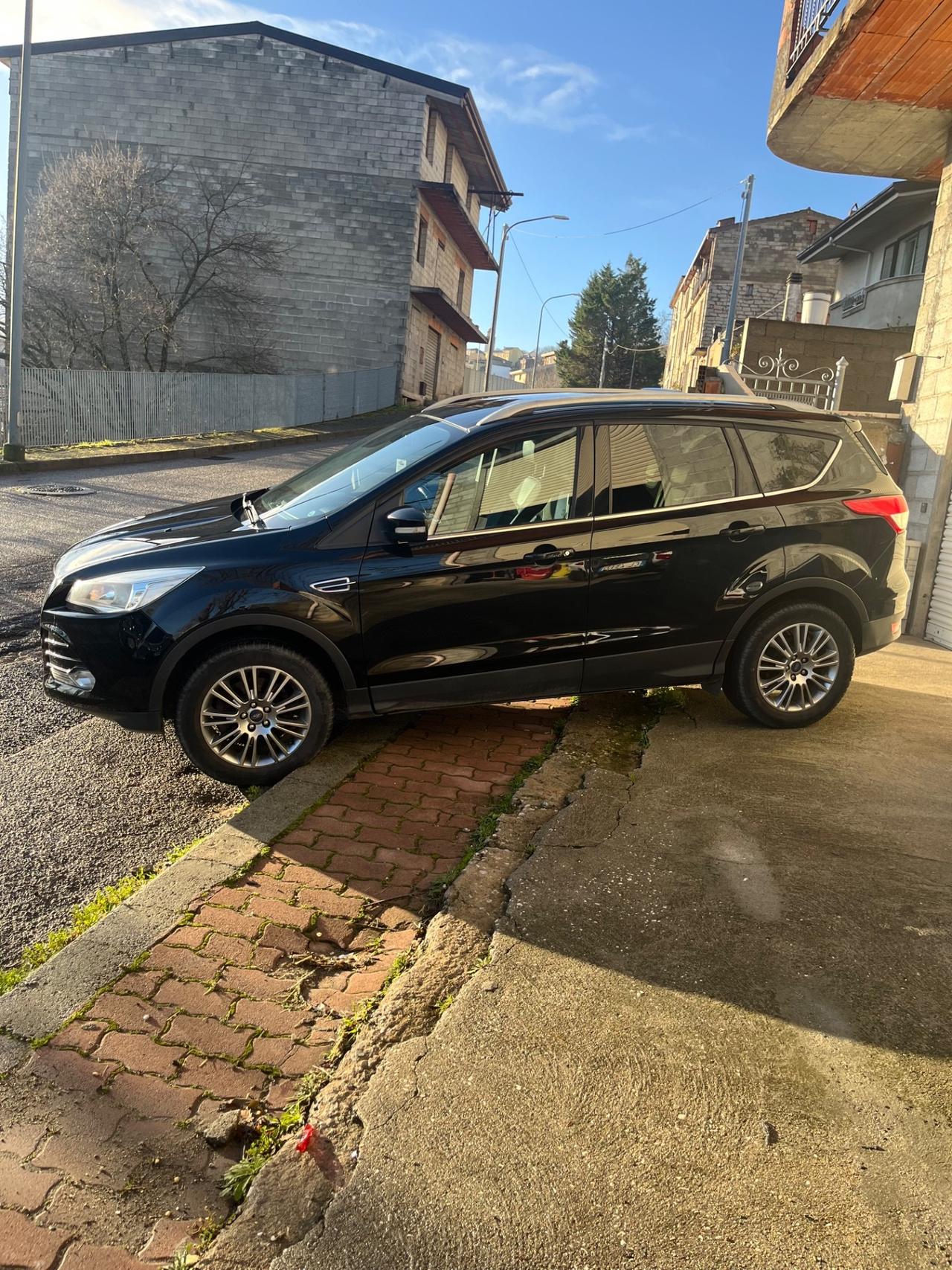 Ford Kuga 2.0 TDCI 163 CV 4WD Powershift Titanium X