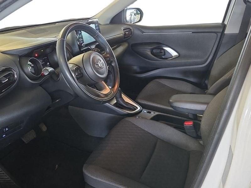 Toyota Yaris 4ª serie 1.5 Hybrid 5 porte Trend