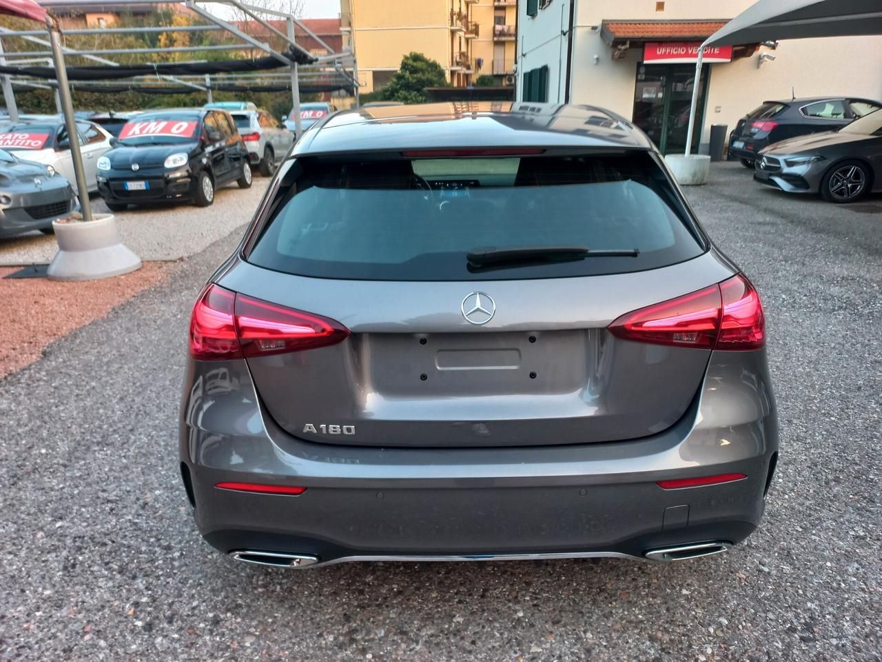 Mercedes-benz A 180 Automatic AMG Line Advanced Plus