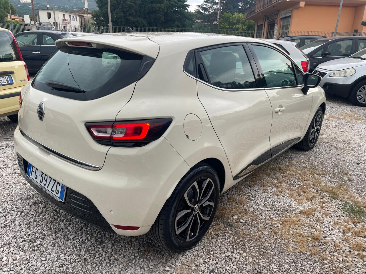 Renault Clio dCi 8V 90CV Start&Stop 5 porte Energy Intens