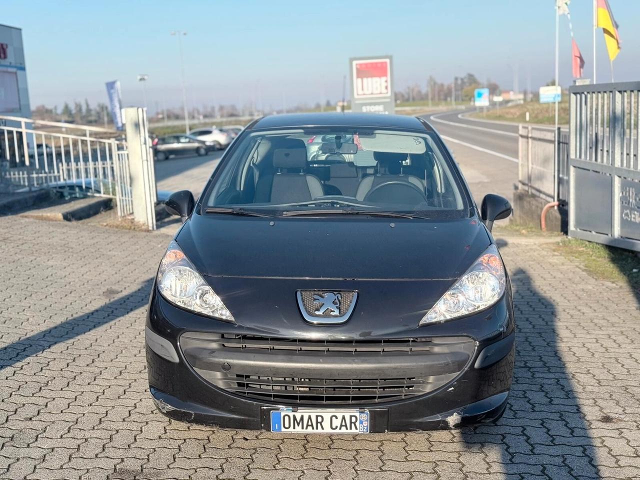 Peugeot 207 1.4 BENZINA 2006 NEOP.