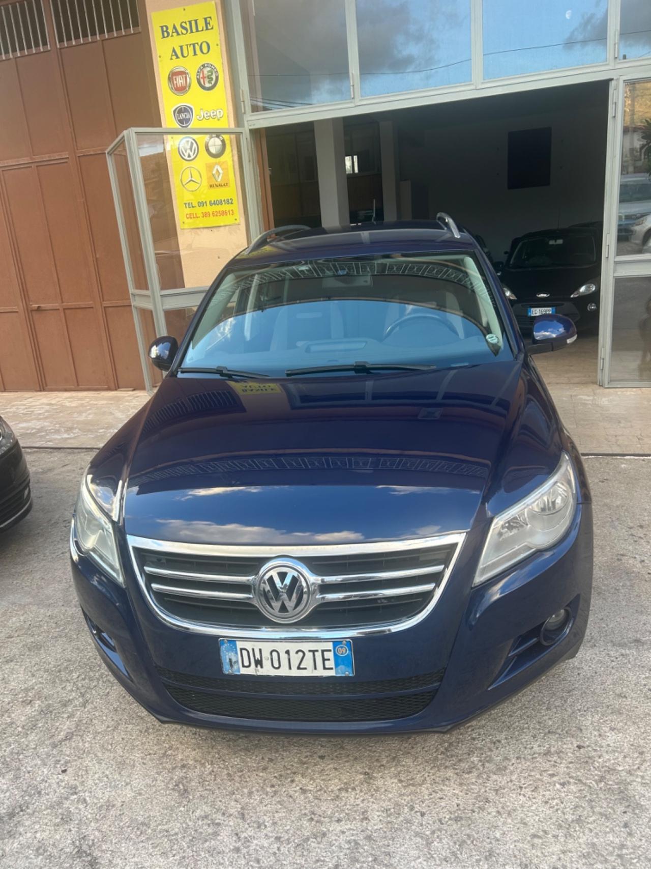 Volkswagen Tiguan 2.0 TDI DPF 4MOTION tiptronic Sport & Style