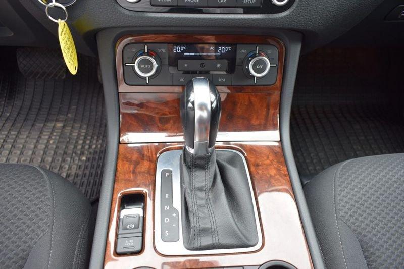 Volkswagen Touareg 3.0 TDI 245 CV tiptronic BlueMotion