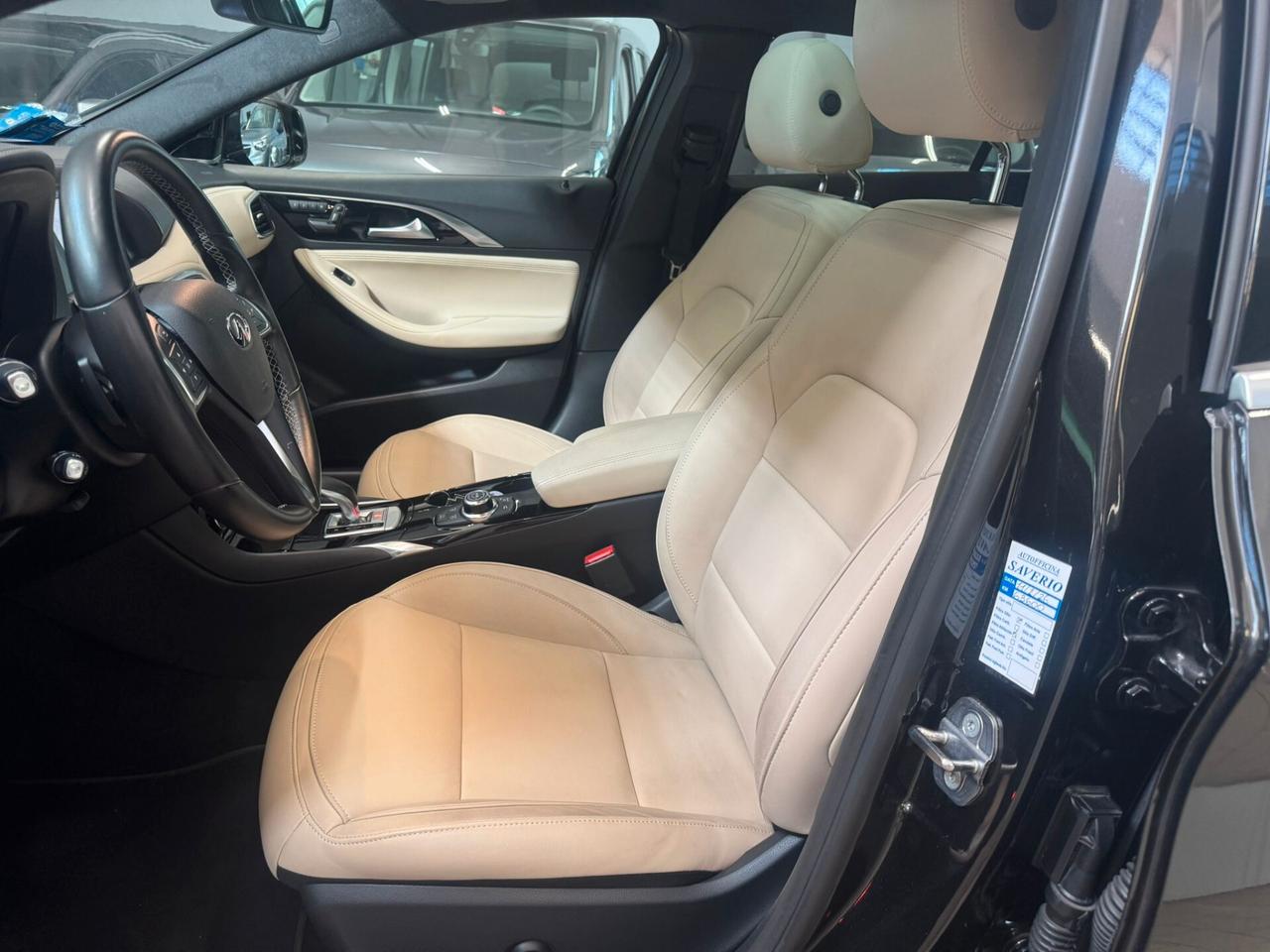 Infiniti QX30 2.0 turbo DCT AWD Luxe Tech PREZZO REALE!! UNICO PROPRIETARIO!!