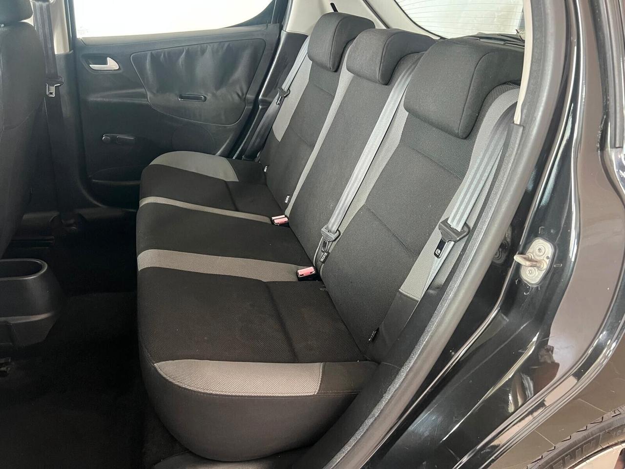 Peugeot 207 1.4 HDi 70CV