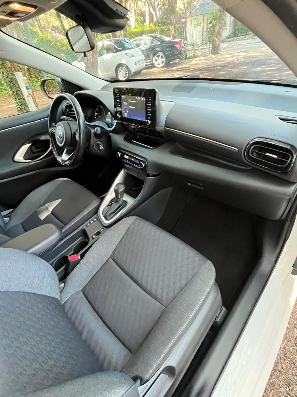 Toyota Yaris 1.5 Hybrid 5 porte Lounge