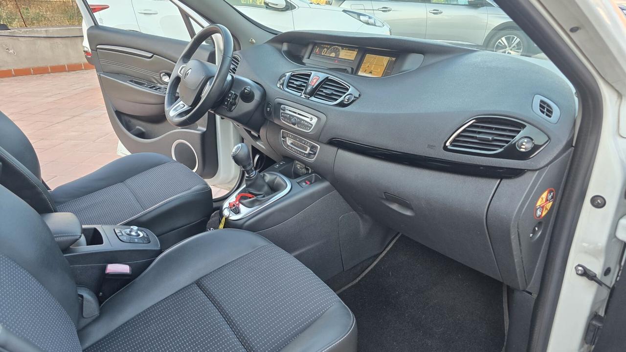 Renault Scenic Scénic XMod 1.6 dCi 130CV Start&Stop Live