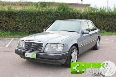 MERCEDES-BENZ E 200 elegance