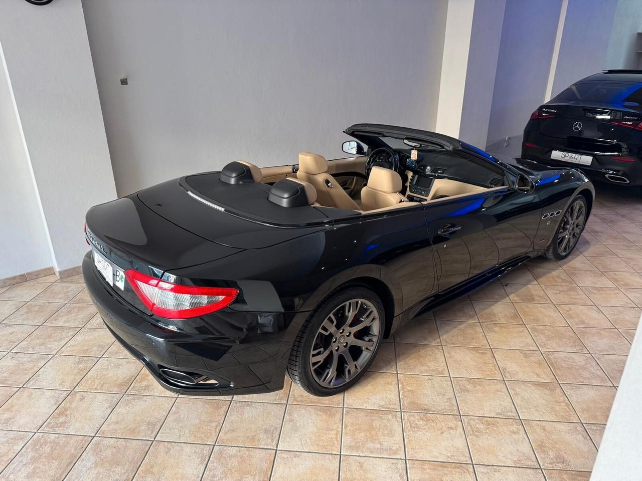 Maserati GranCabrio Sport 4.7 V8