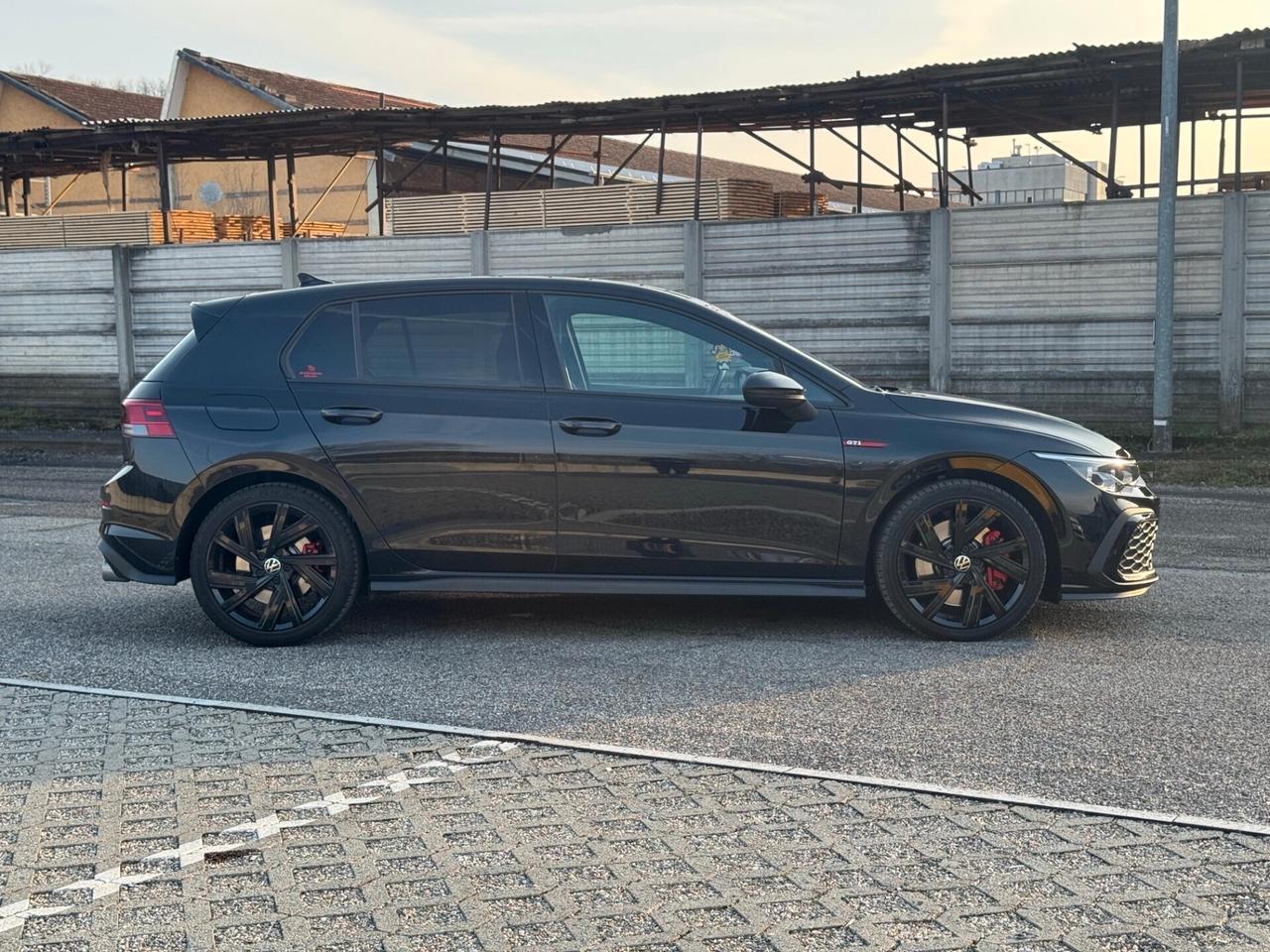 Volkswagen Golf GTI 2.0 TSI DSG