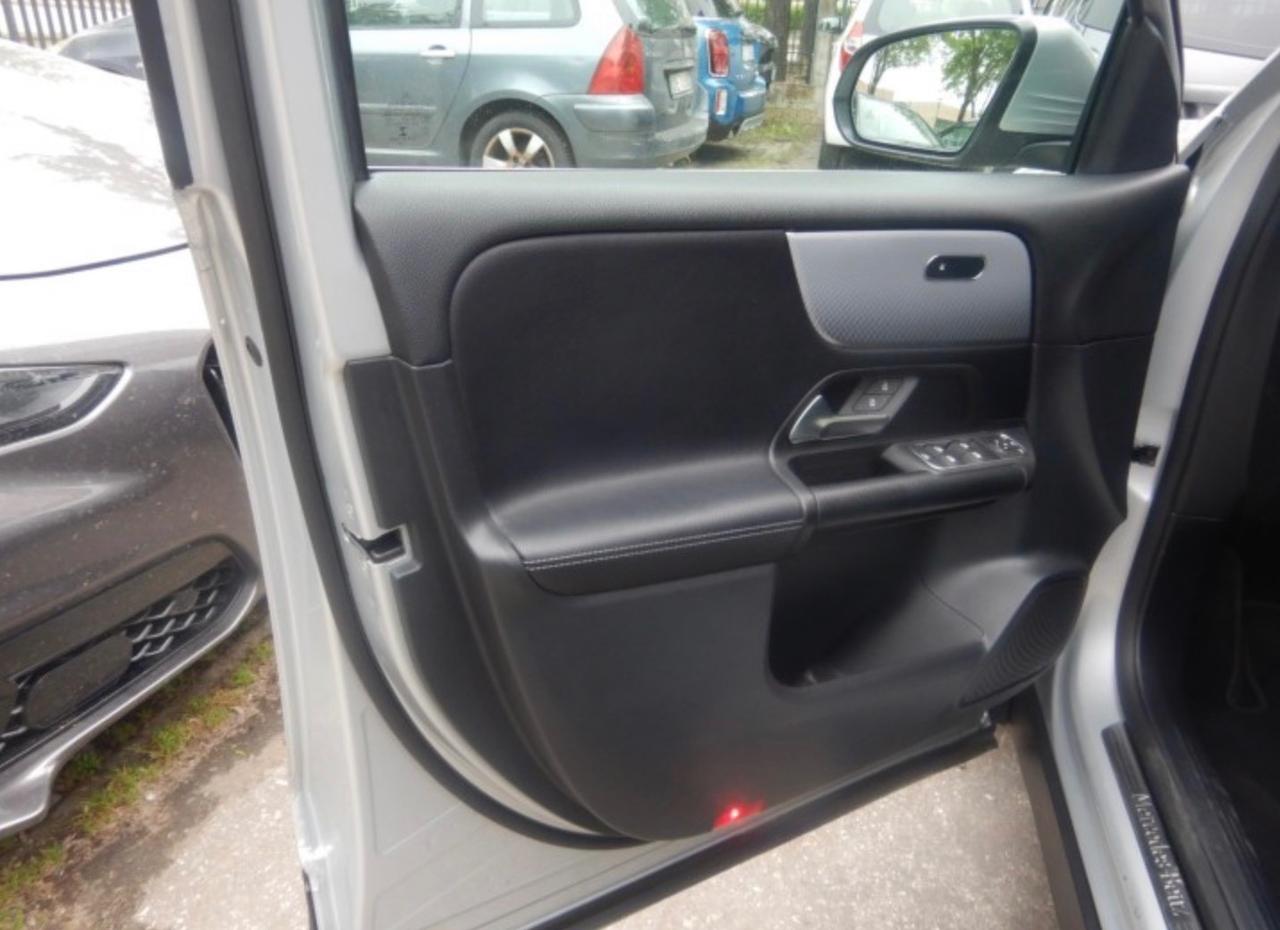 Mercedes-benz GLB 180 d Automatic Premium
